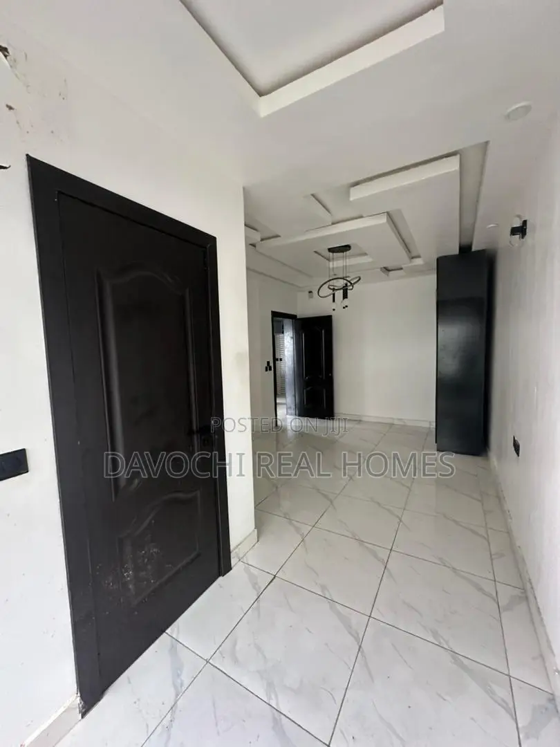 3bdrm Apartment in Ikate for rent