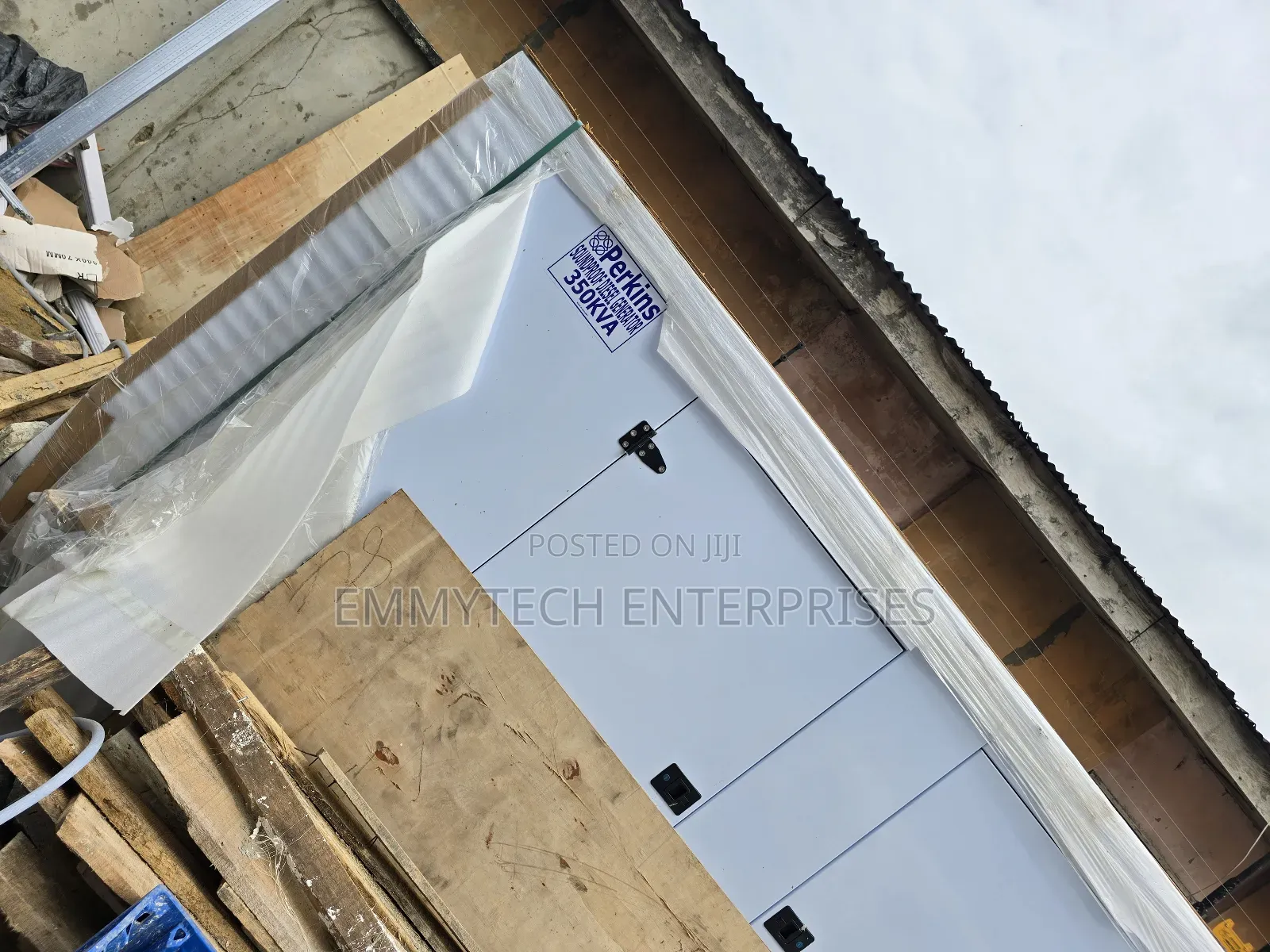《》Heavy Duty Sp350kva Perkins England Diesel Soundproof Gen 2years Wty
