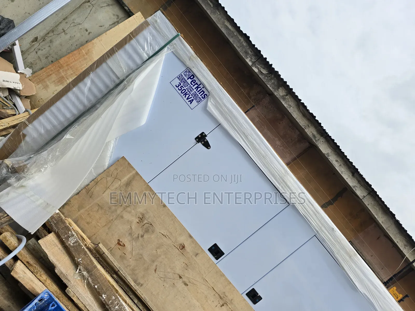 《》Heavy Duty Sp350kva Perkins England Diesel Soundproof Gen 2years Wty