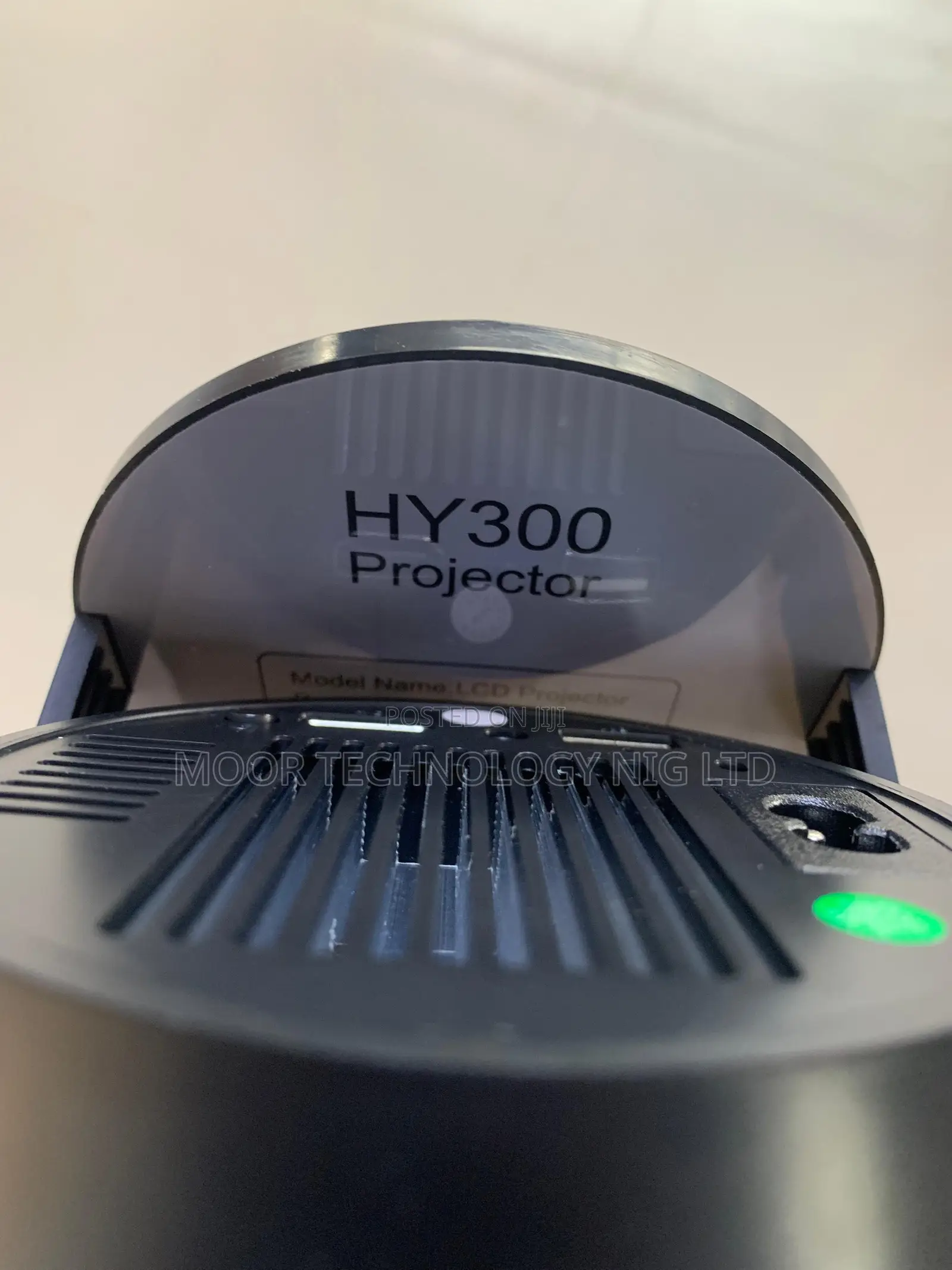 Hy300 Pro Smart Projector