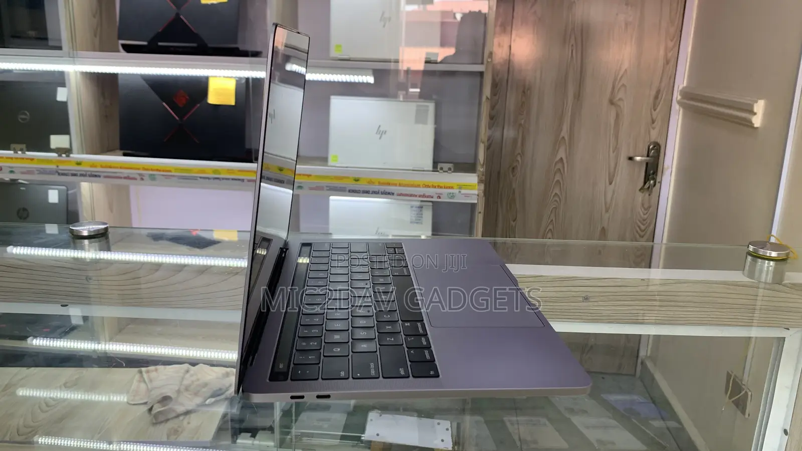 Laptop Apple MacBook Pro 2018 16GB Intel Core I5 SSD 256GB