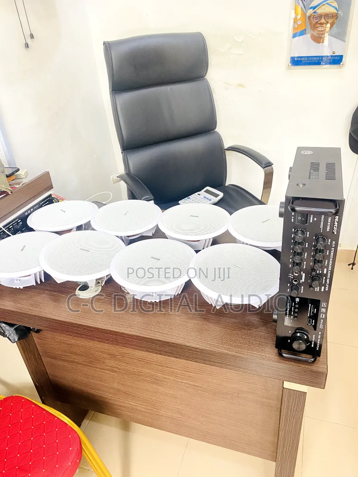 8 Ceiling Speakers and Amplifier
