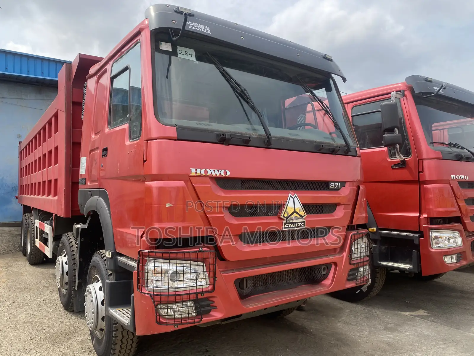 12 Tyres Howo Sinotruk Truck