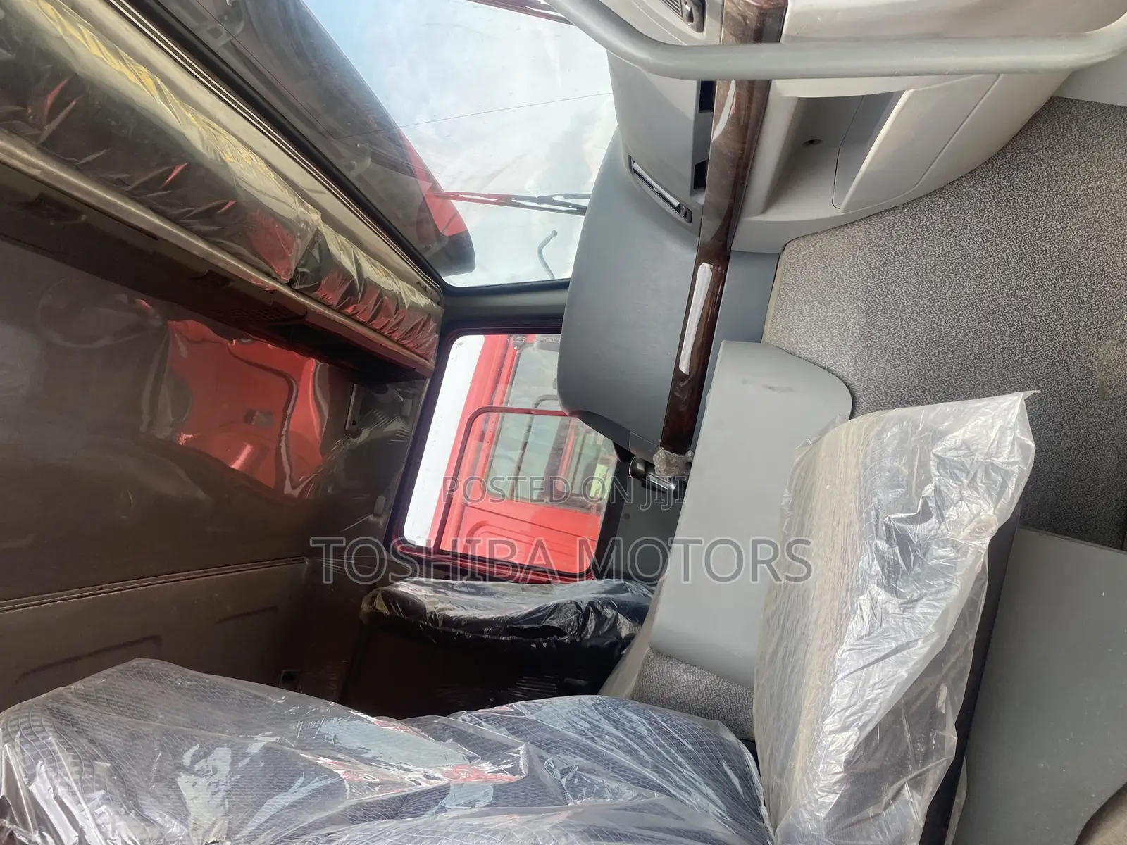 12 Tyres Howo Sinotruk Truck