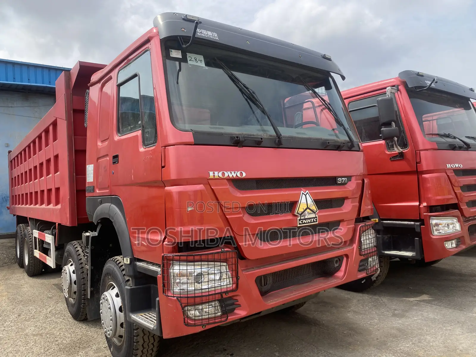 12 Tyres Howo Sinotruk Truck
