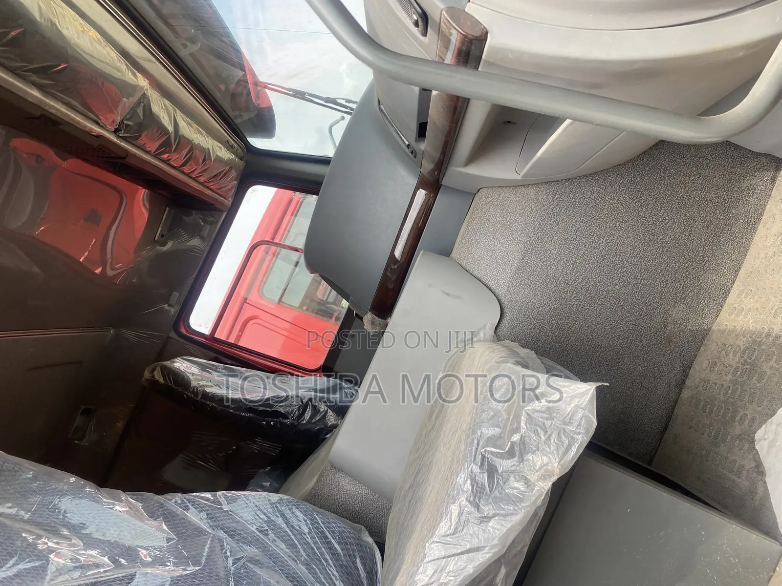 12 Tyres Howo Sinotruk Truck