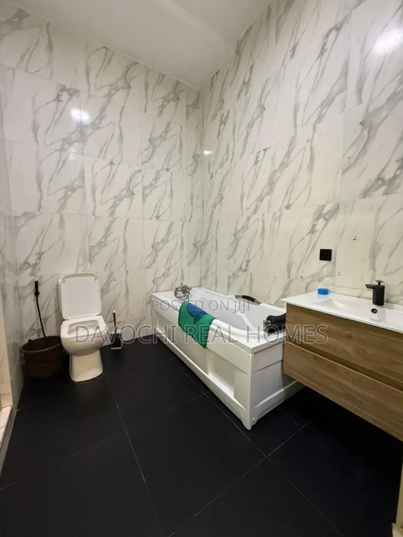 Furnished 4bdrm Duplex in Orchid Road, Lekki Phase 2 for rent
