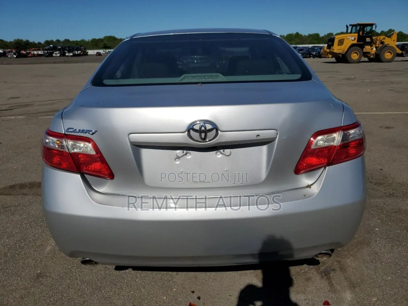 Toyota Camry XLE V6 4dr Sedan (3.5L 6cyl 6AM) 2009 Silver
