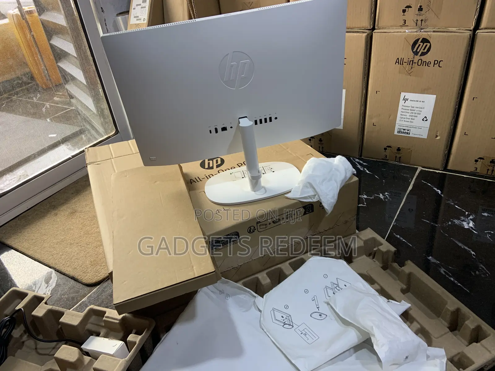 New HP ProOne 240 G10 All-in-One 8GB Intel Core I3 SSD 512GB