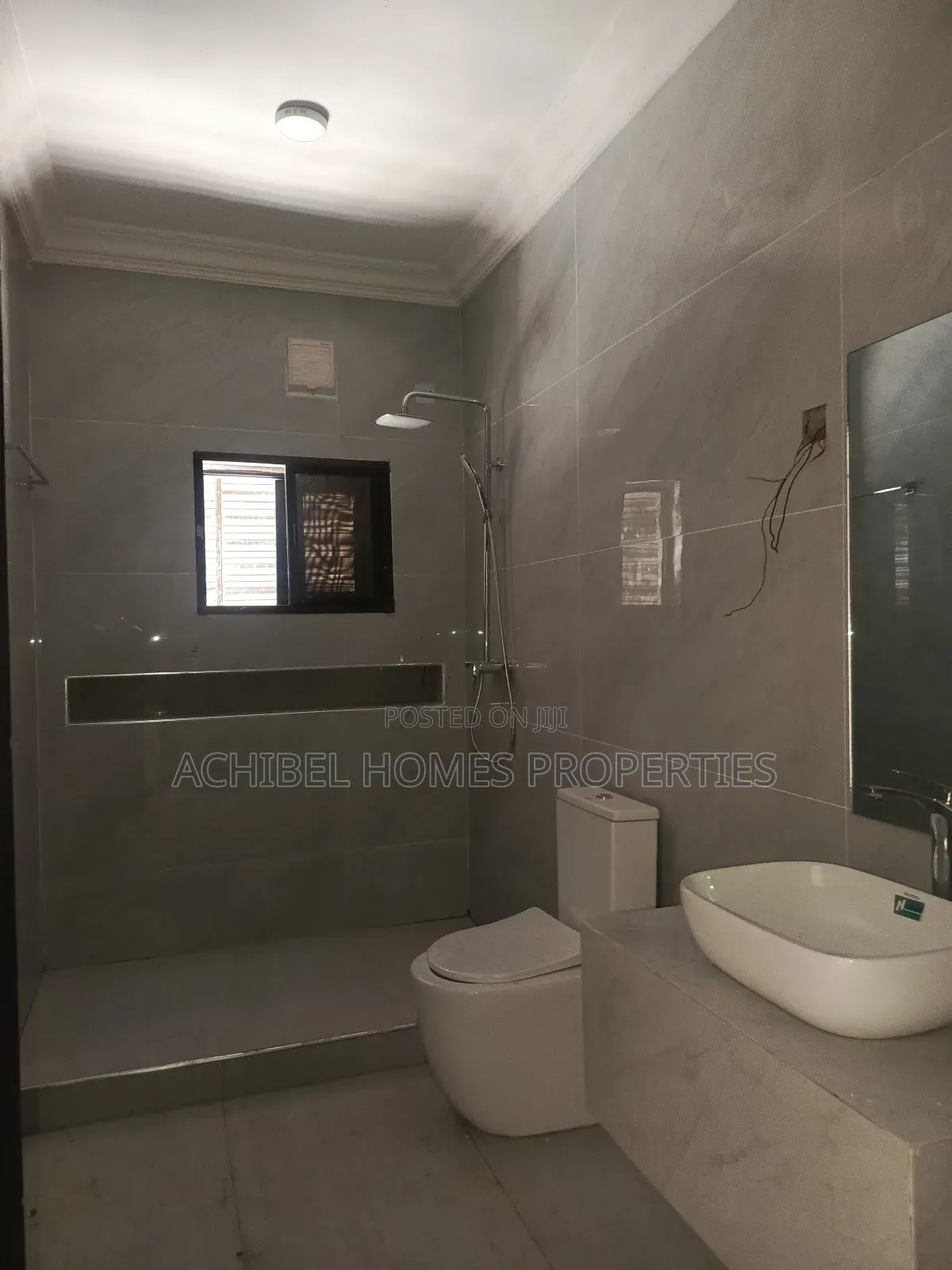 3bdrm Apartment in Off Admiralty Way, Lekki Phase 1 for rent