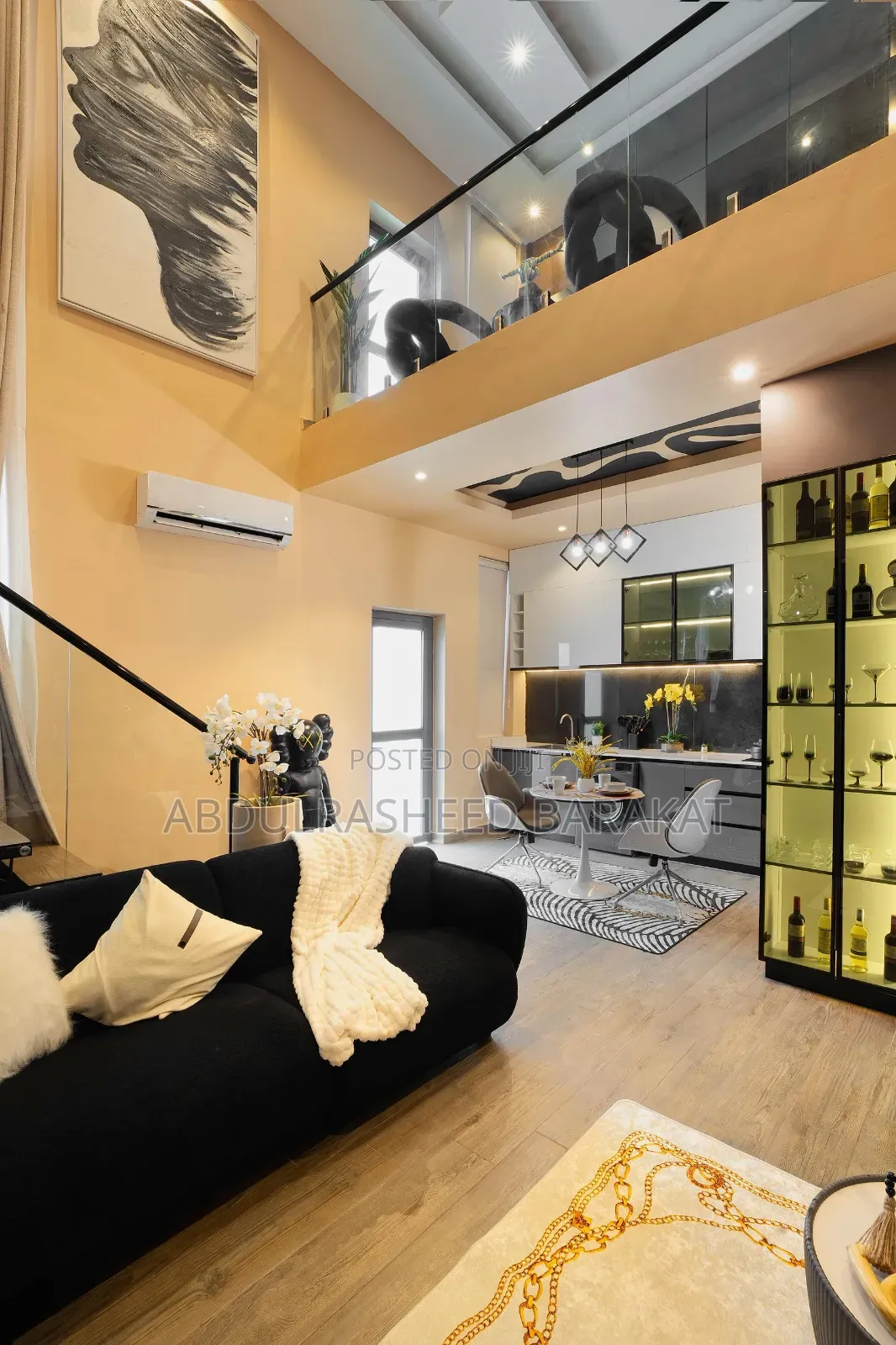 A Luxurious 1bedroom Loft Apartment With Swimming Pool and Ps5