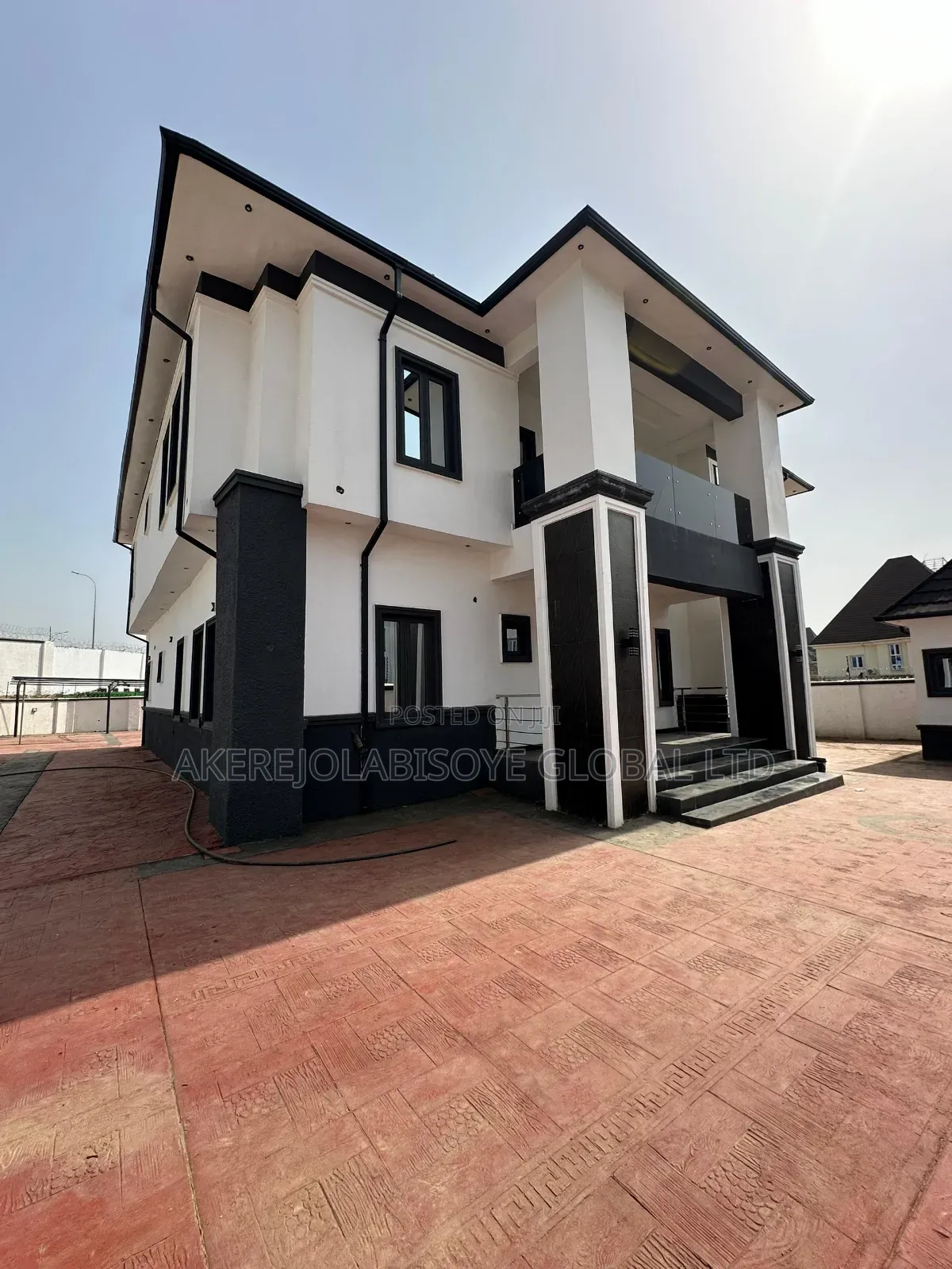 5bdrm Duplex in Gwarinpa Extension for sale