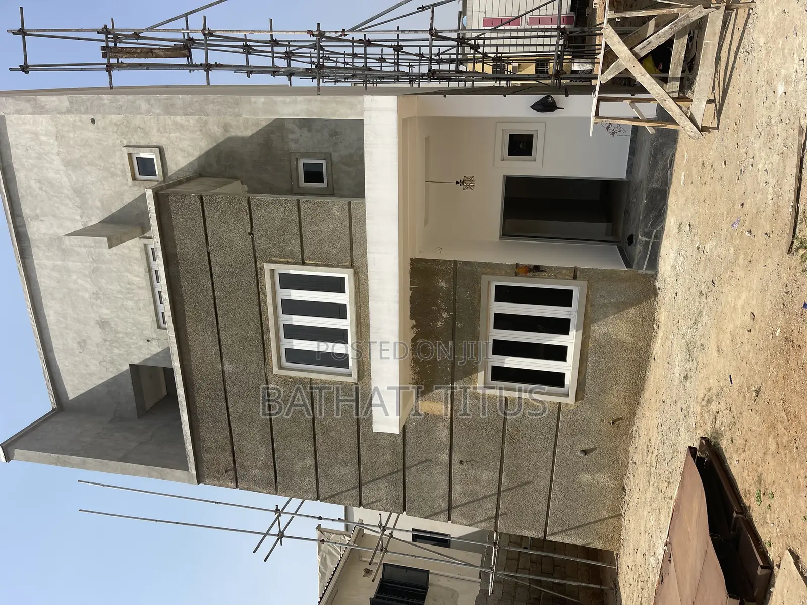 4bdrm Duplex in Life Camp for sale