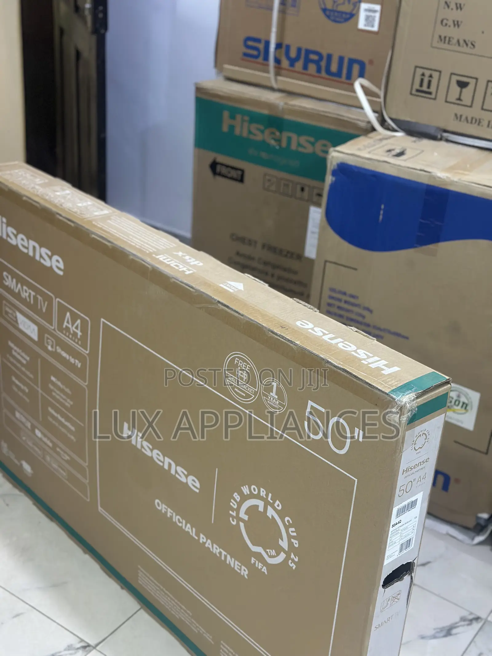 Slim Design Hisense 50" Smart Tv