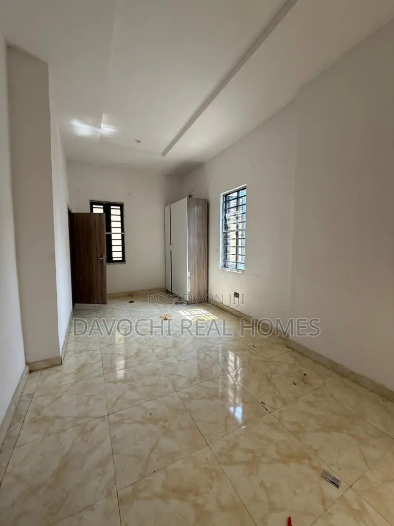 3bdrm Duplex in Harris Drive, Ikota for rent