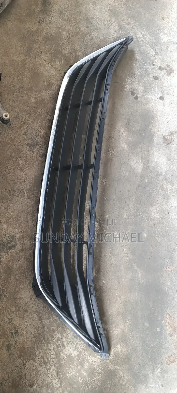 Hyundai Elantra Down Grill 2014 Model