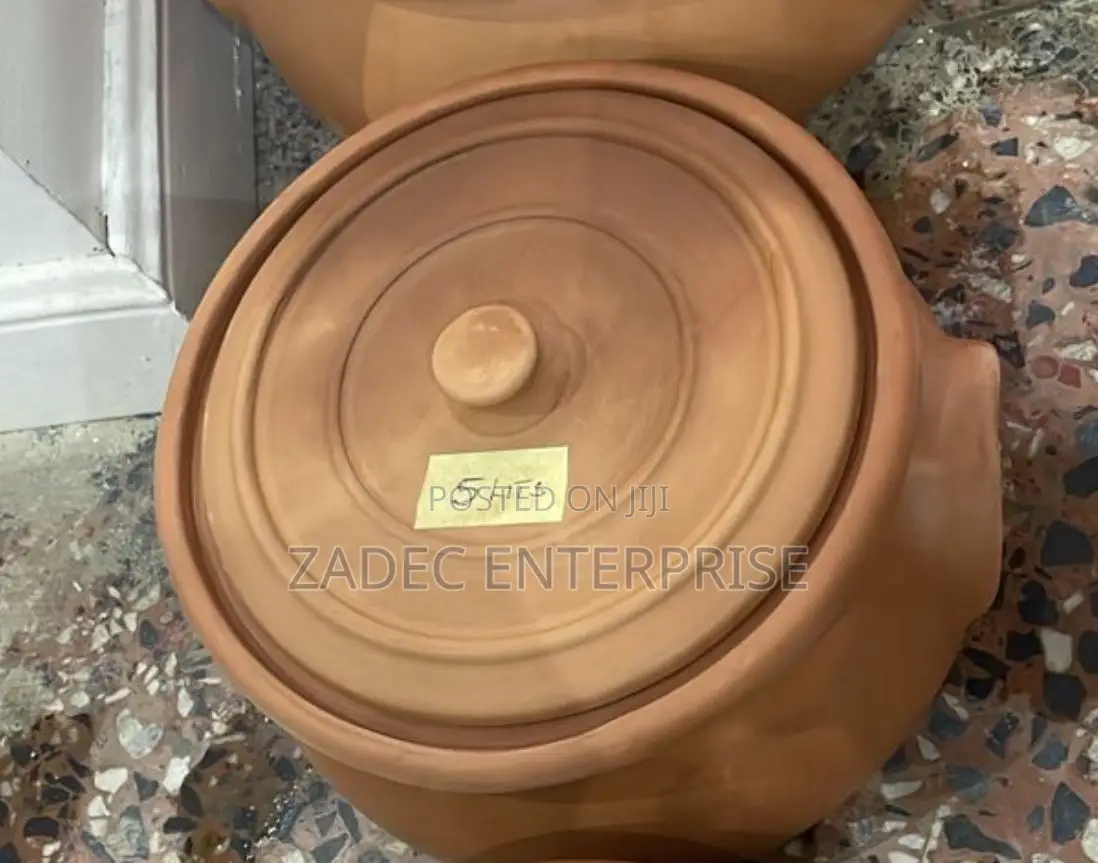 Elizi Pottery(5litre Medium Size Clay Pot)