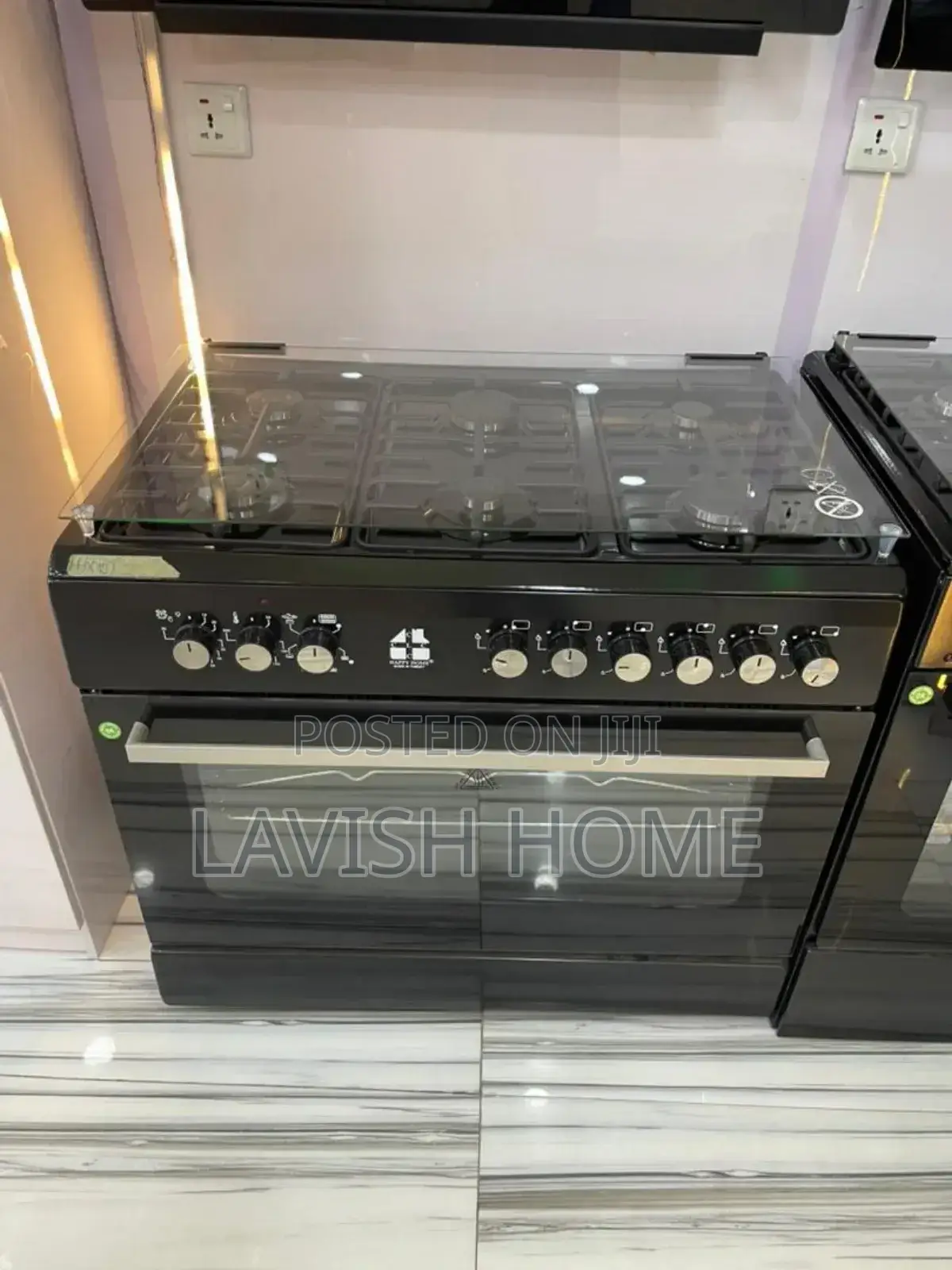 Quality Kitchen Freestanding Gas Cooker With an Oven.