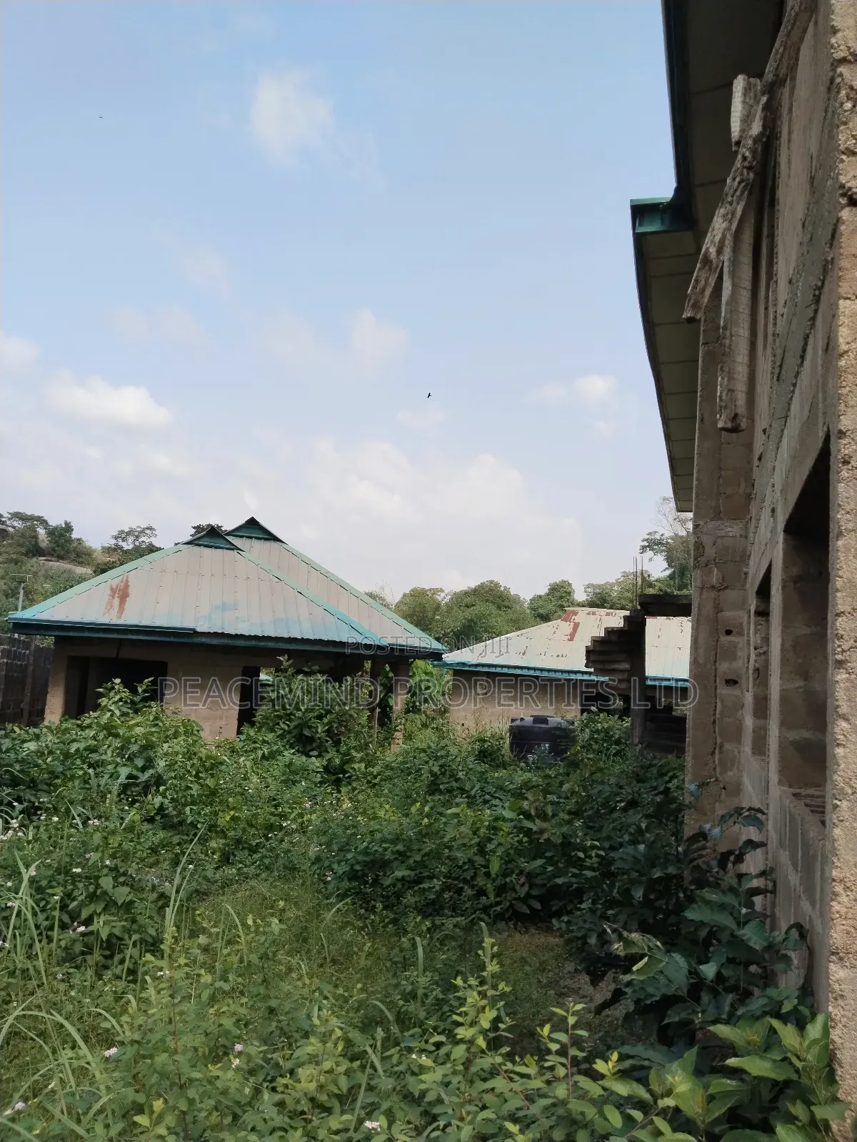 5bdrm Mansion in Federal Housing, Abeokuta South for sale