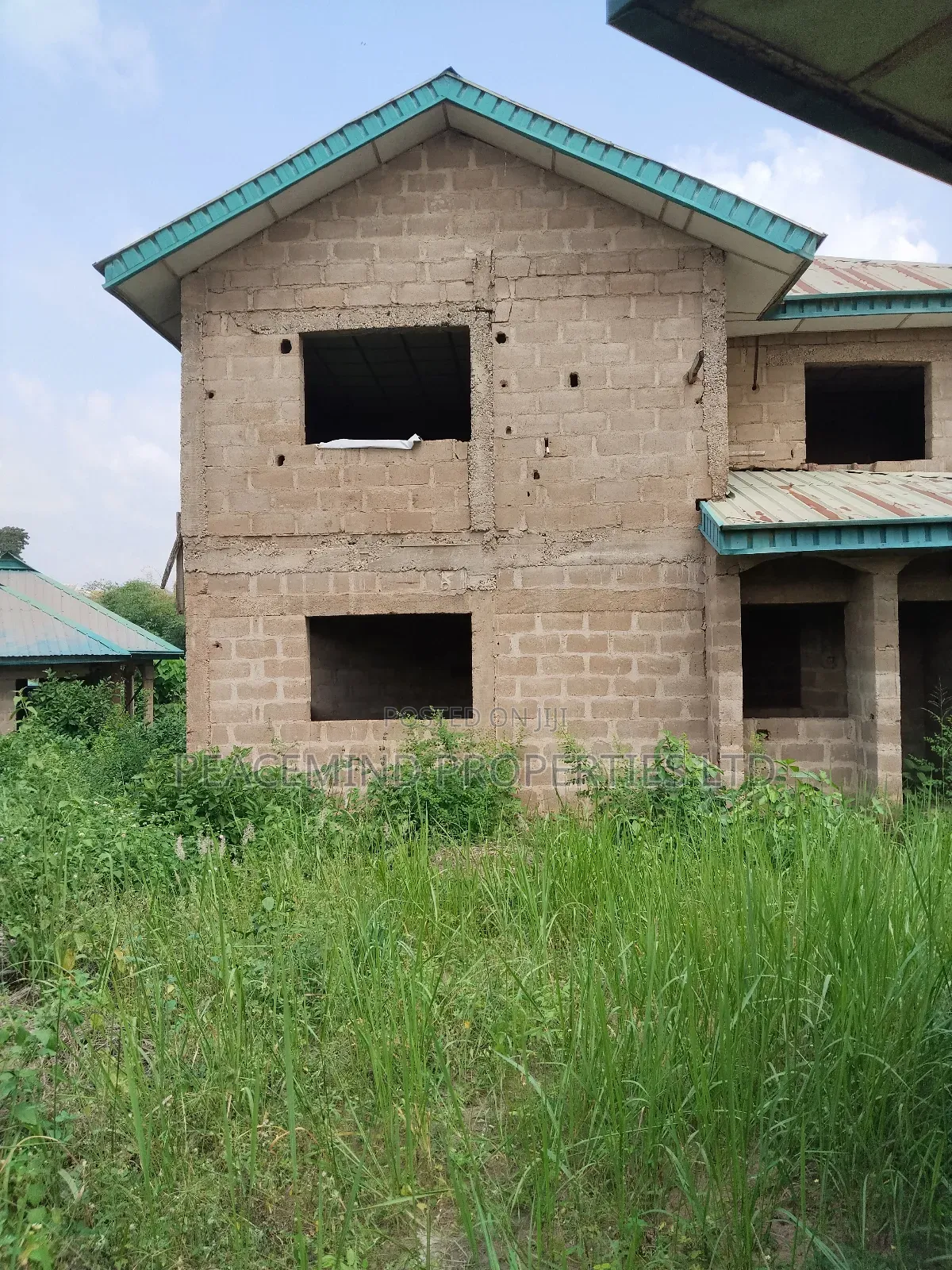 5bdrm Mansion in Federal Housing, Abeokuta South for sale