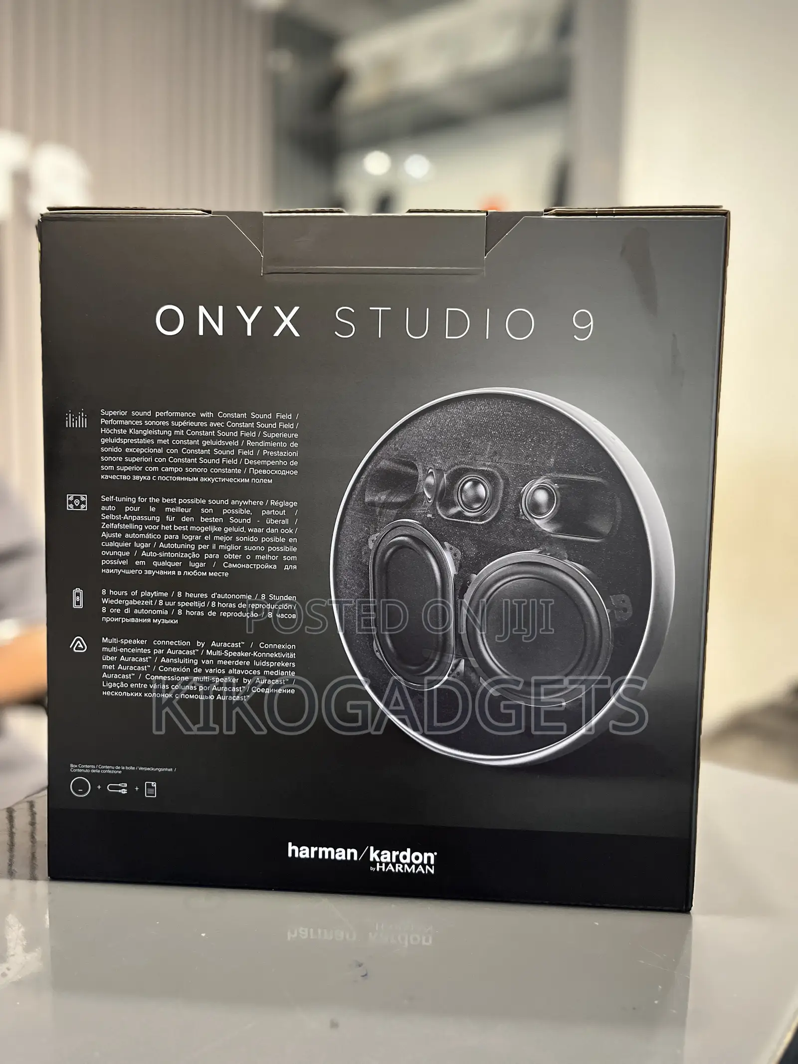 Onyx Studio 9