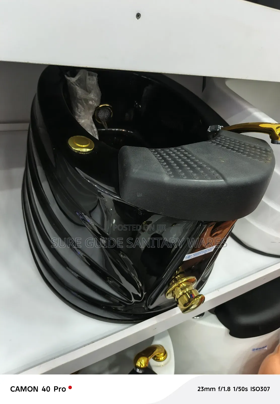 Black Pedicure Bowl With Salon Mixer