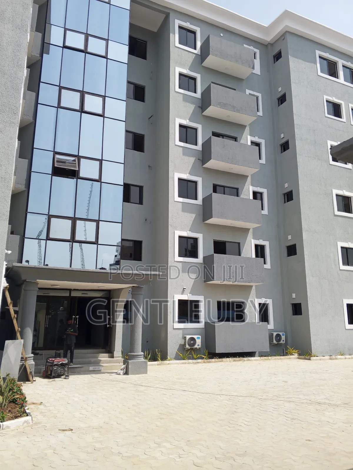 3bdrm Apartment in Admirality, Lekki Phase 1 for rent