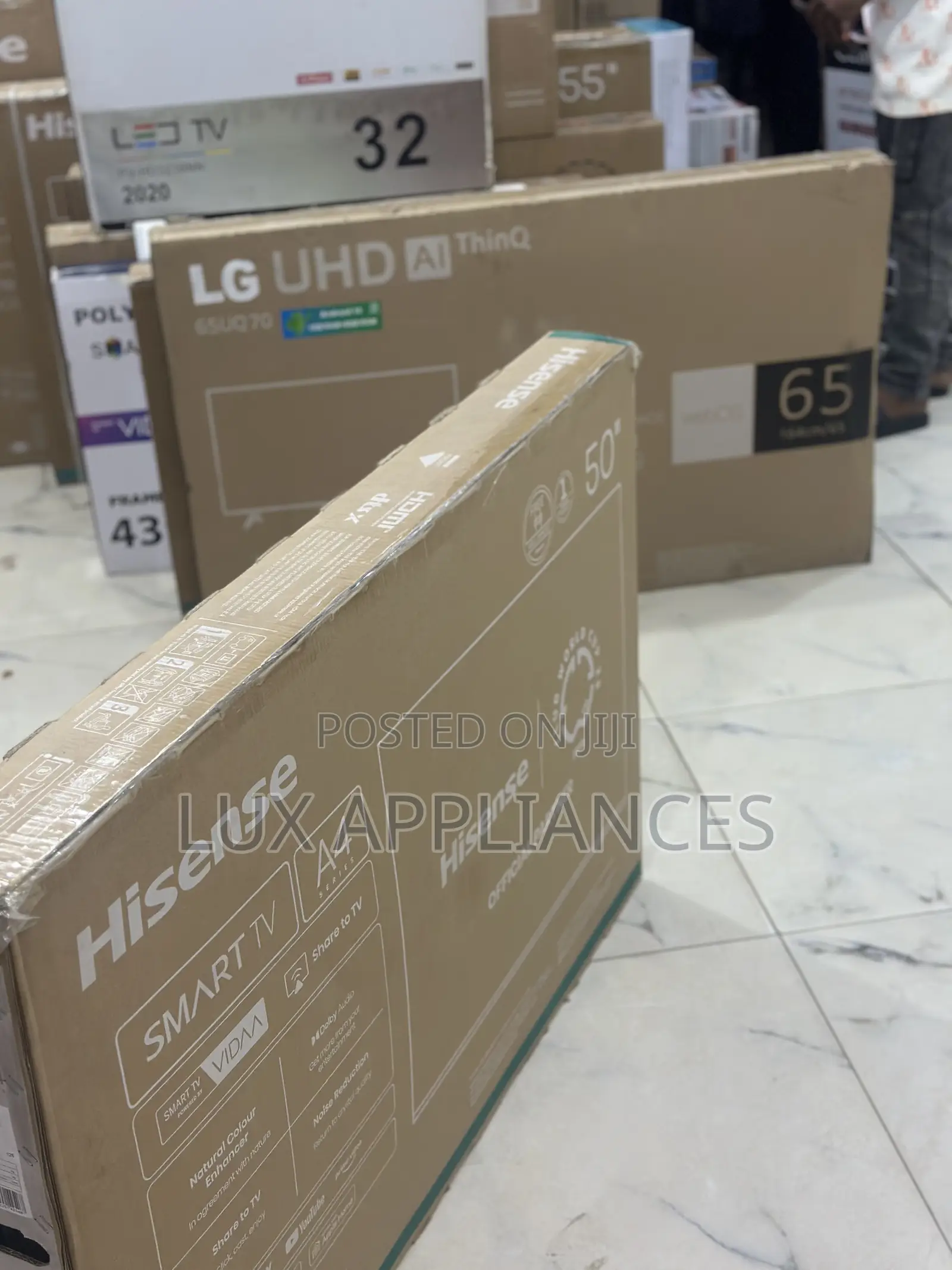 Clear Display Hisense 50" Smart Tv