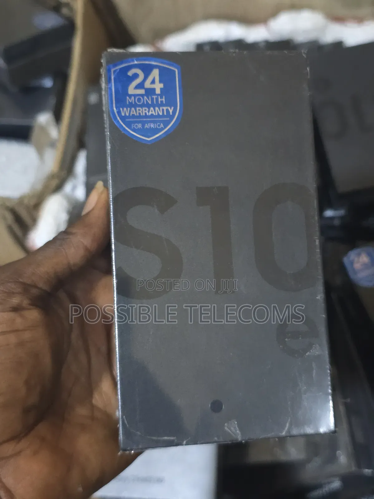 New Samsung Galaxy S10e 128 GB Black