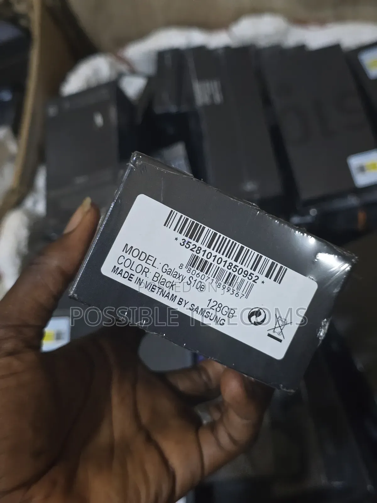 New Samsung Galaxy S10e 128 GB Black