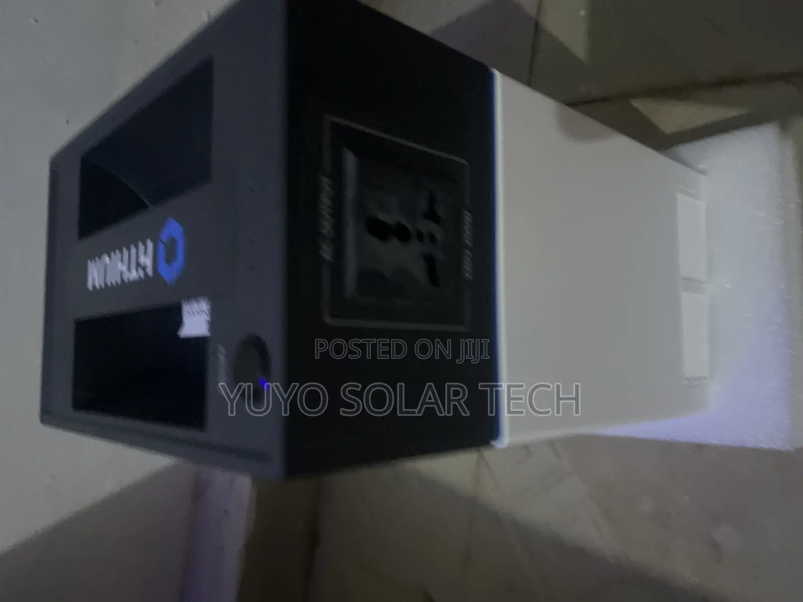 Hittium 1000 Watt Solar Power Station