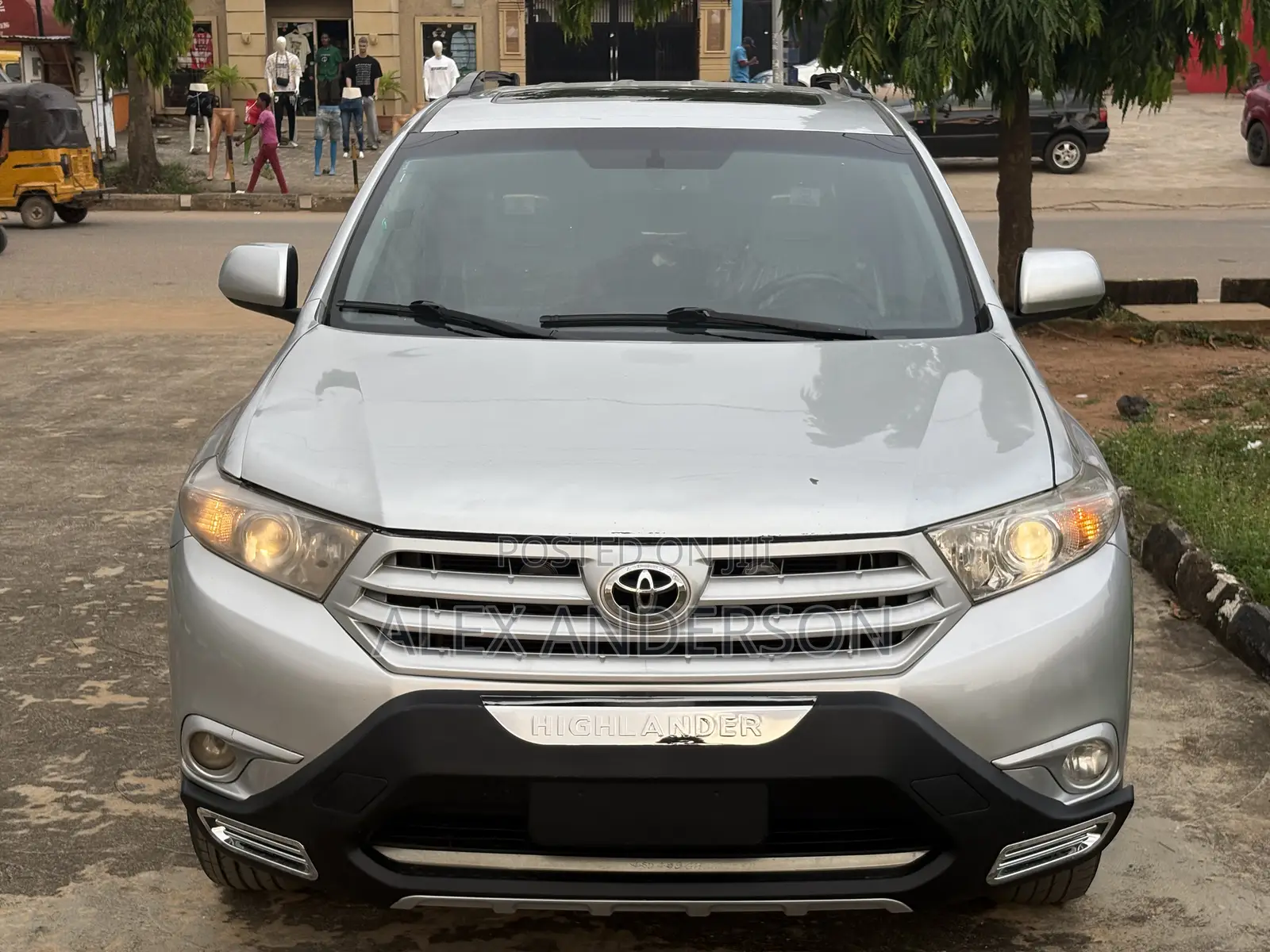 Toyota Highlander 3.5L 4WD 2013 Silver