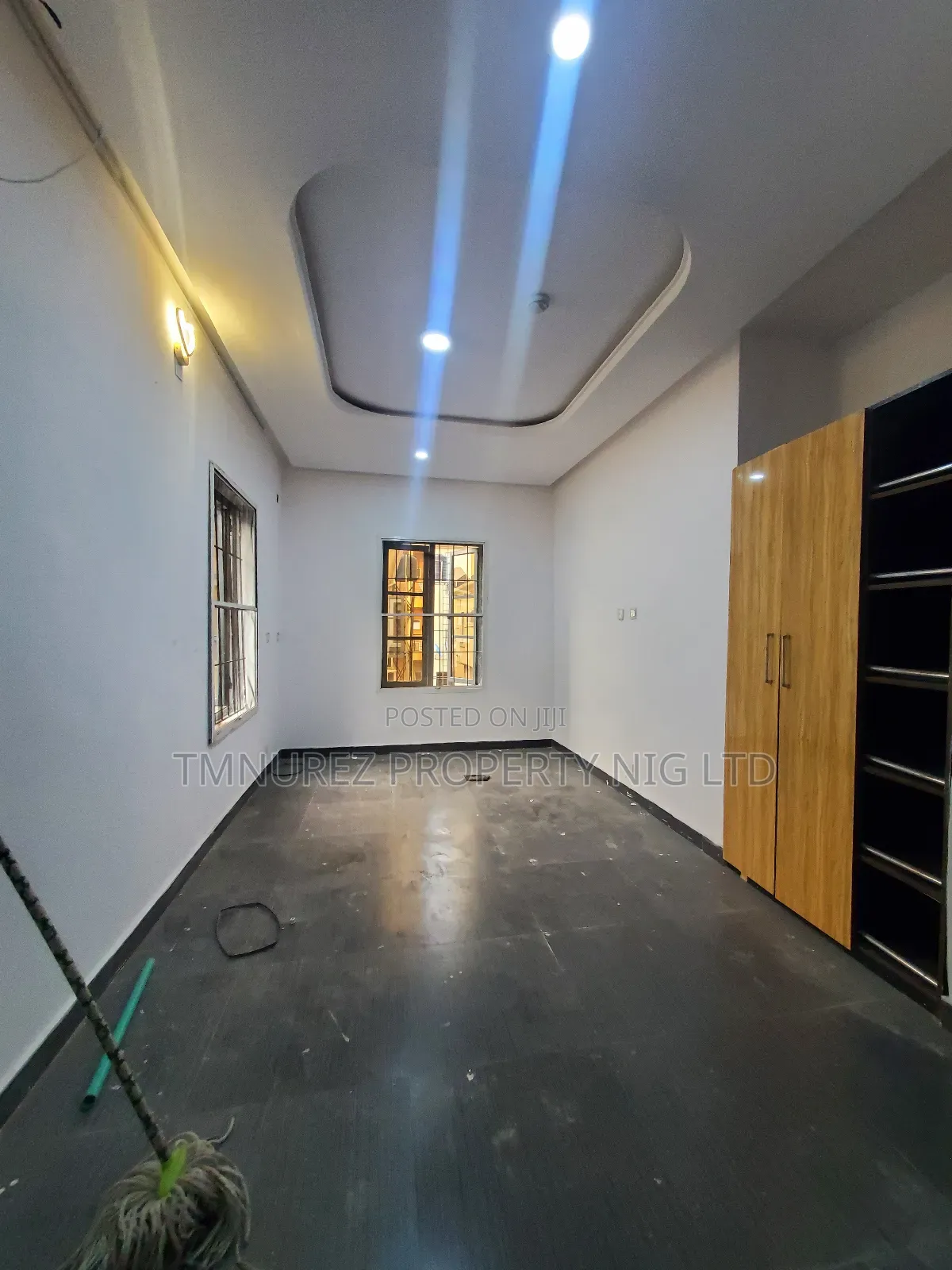 Studio Apartment in Chevron for rent