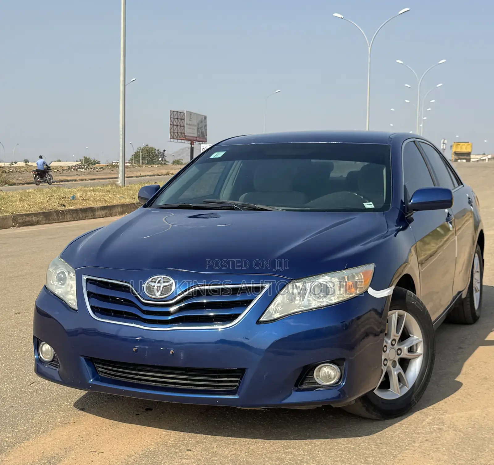 Toyota Camry LE 4dr Sedan (2.5L 4cyl 6AM) 2010 Blue