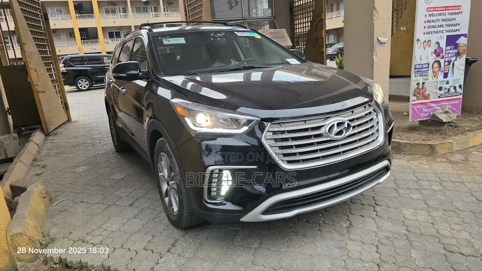 Hyundai Santa Fe SE AWD 2016 Black