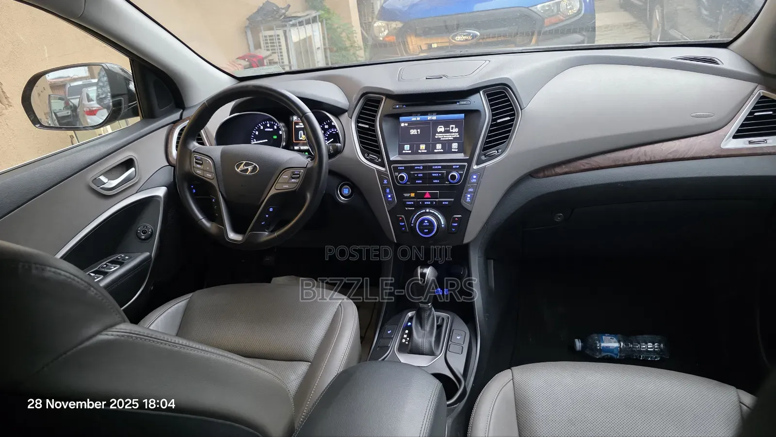 Hyundai Santa Fe SE AWD 2016 Black