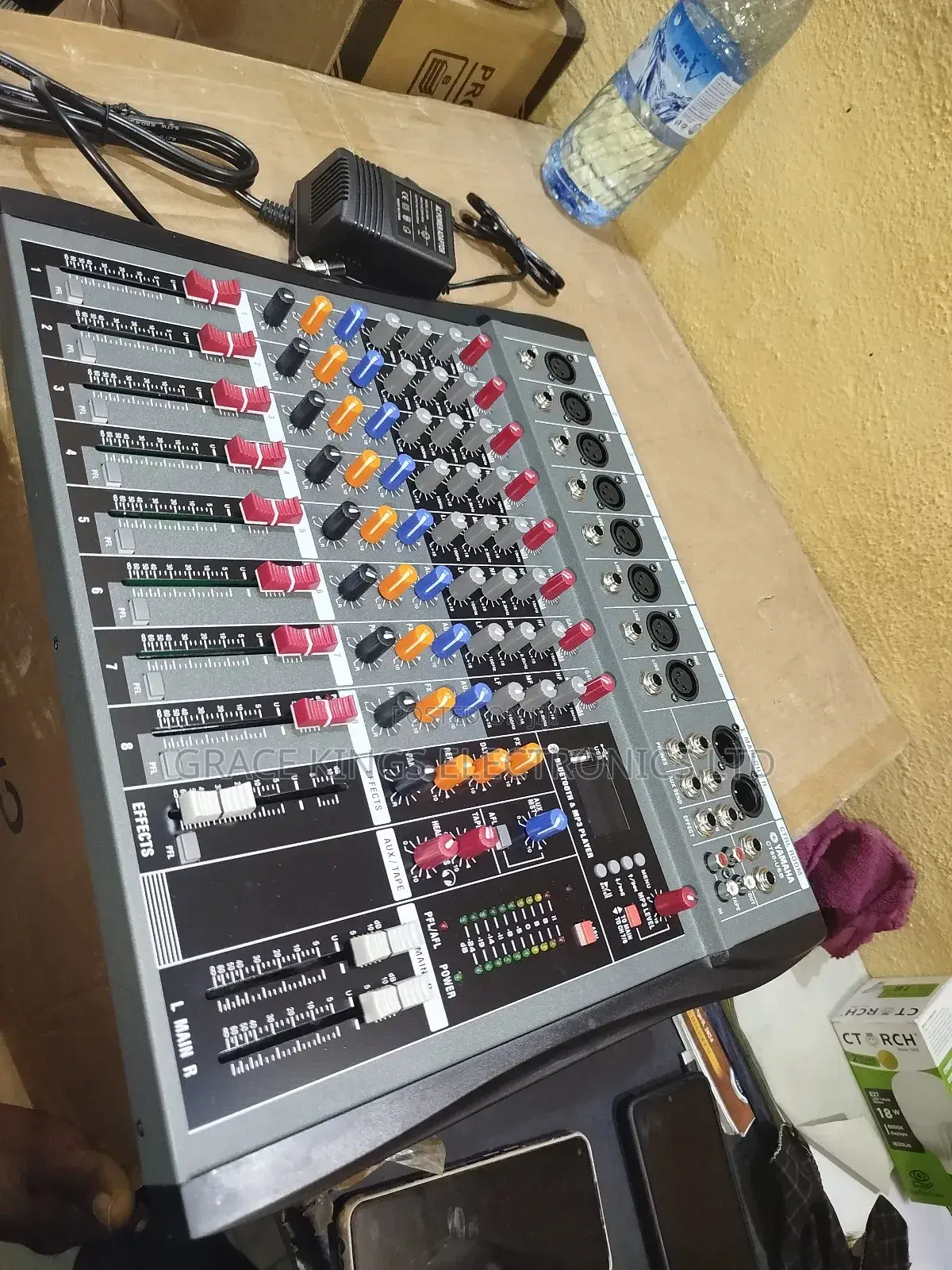 8 Channels Music Mixer