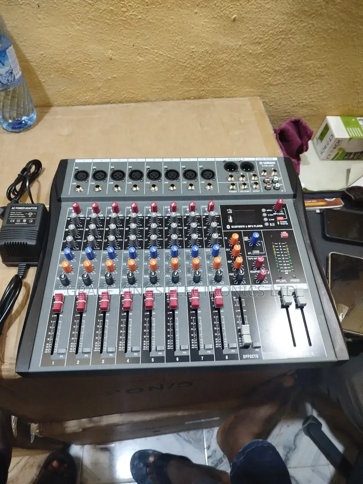 8 Channels Music Mixer