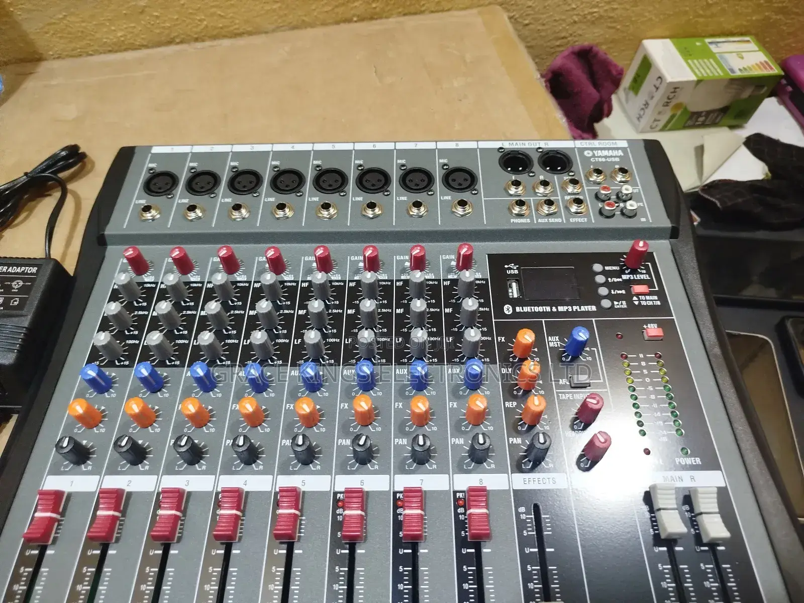 8 Channels Music Mixer