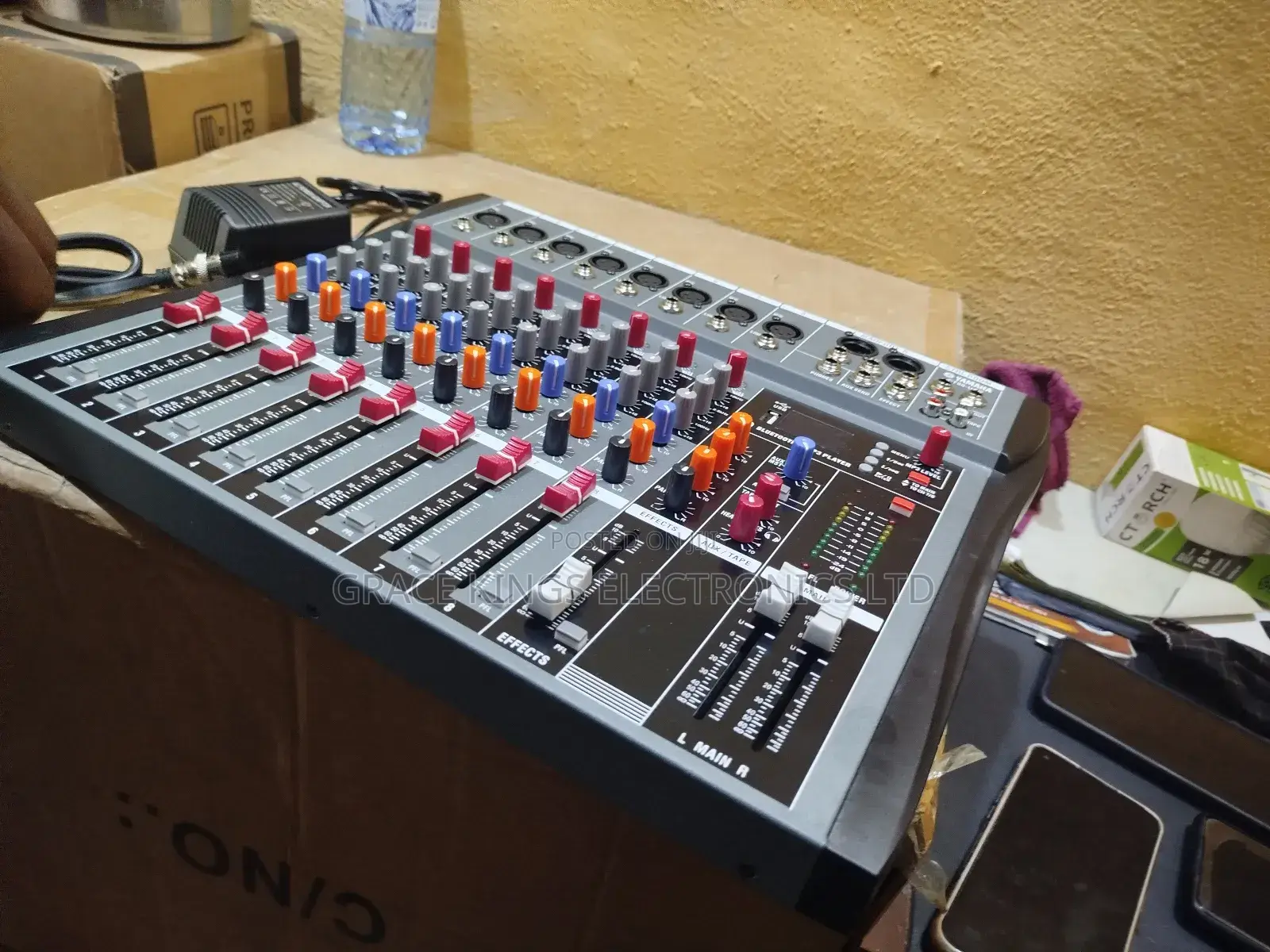 8 Channels Music Mixer