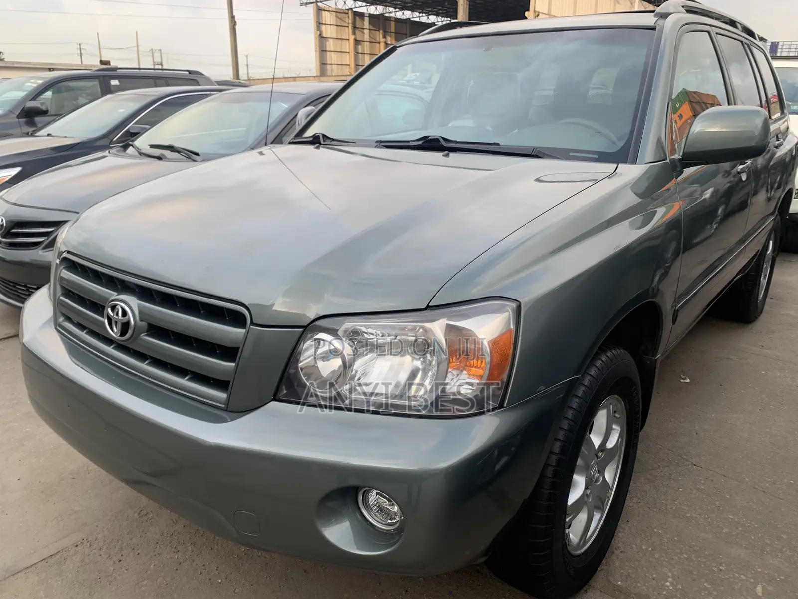 Toyota Highlander 2005 Gray