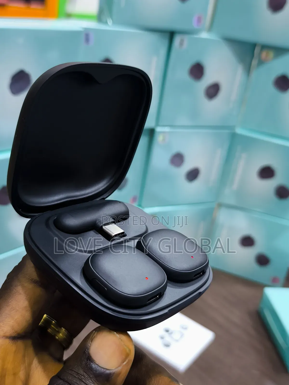 V36-2 Mini Ai Noise Cancelling 50m Microphone Magnetic Charging Case
