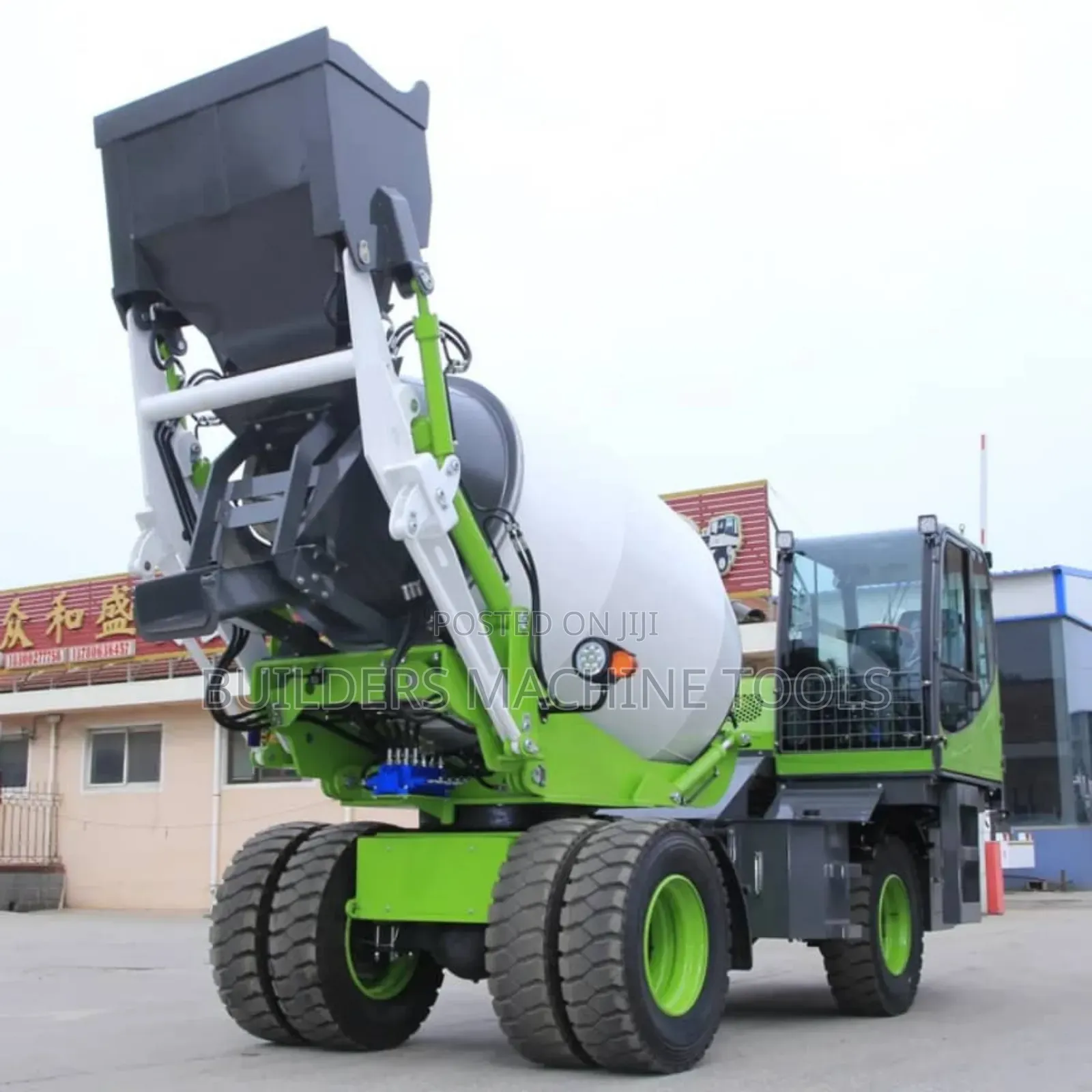 6.5 Cubic Self Loading Concrete Mixer