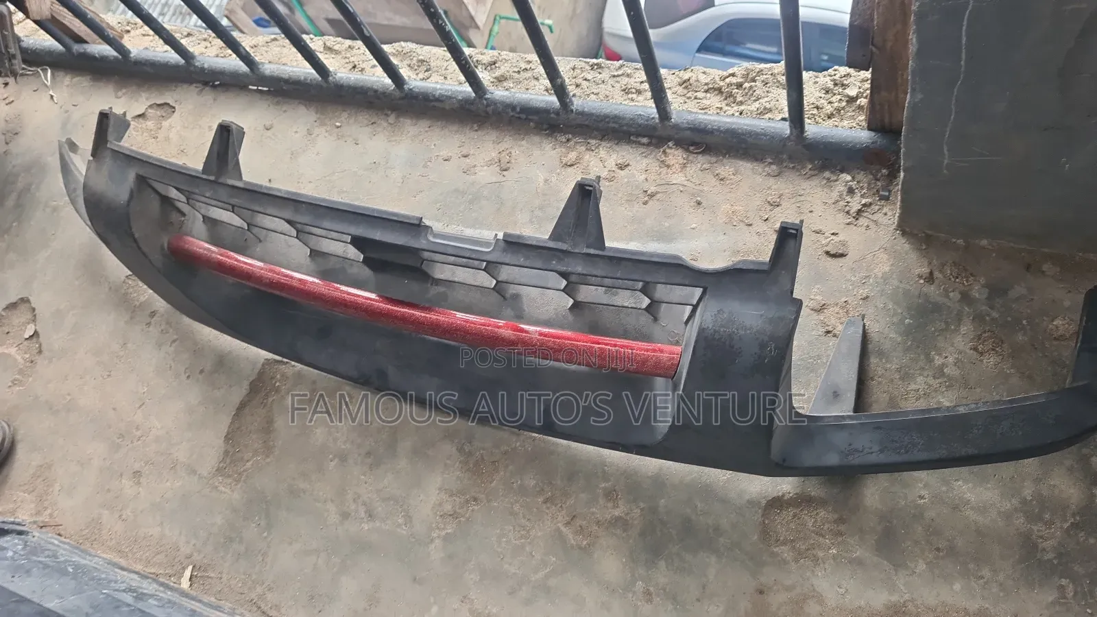 Front Grill 3.3 Liters Nissan Xterra,Frontier, Pathfinder and Qx4
