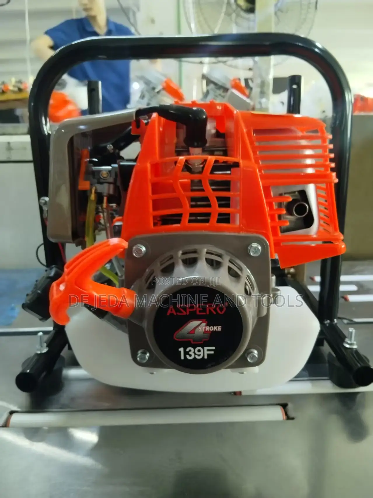 4 Stroke Portable Sprayer