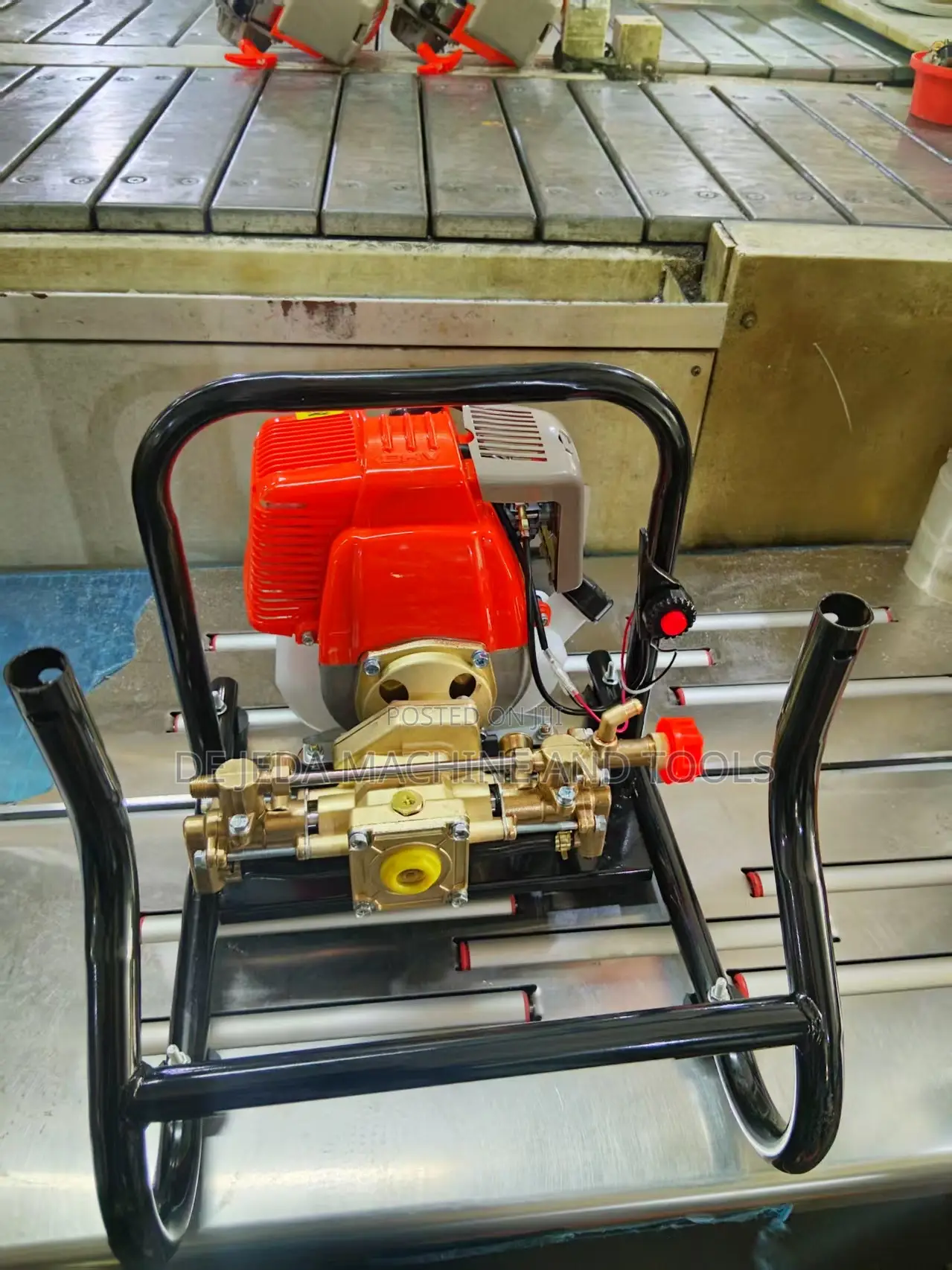 4 Stroke Portable Sprayer