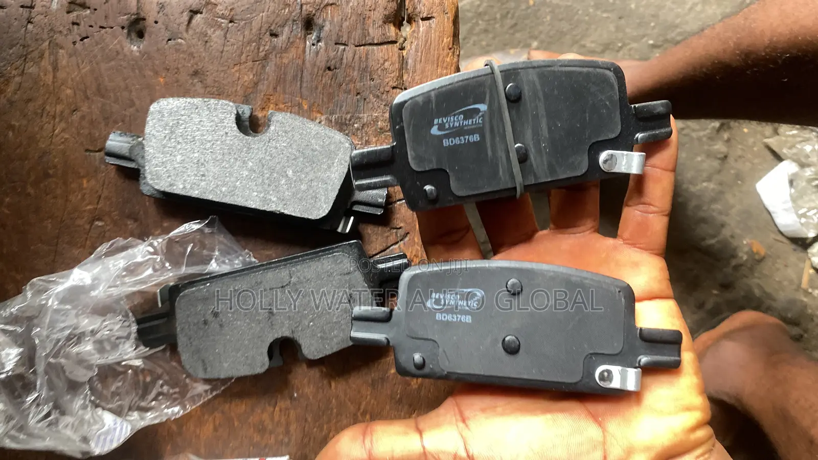 Back Brake Pads Cadillac Escalade 2020 Model