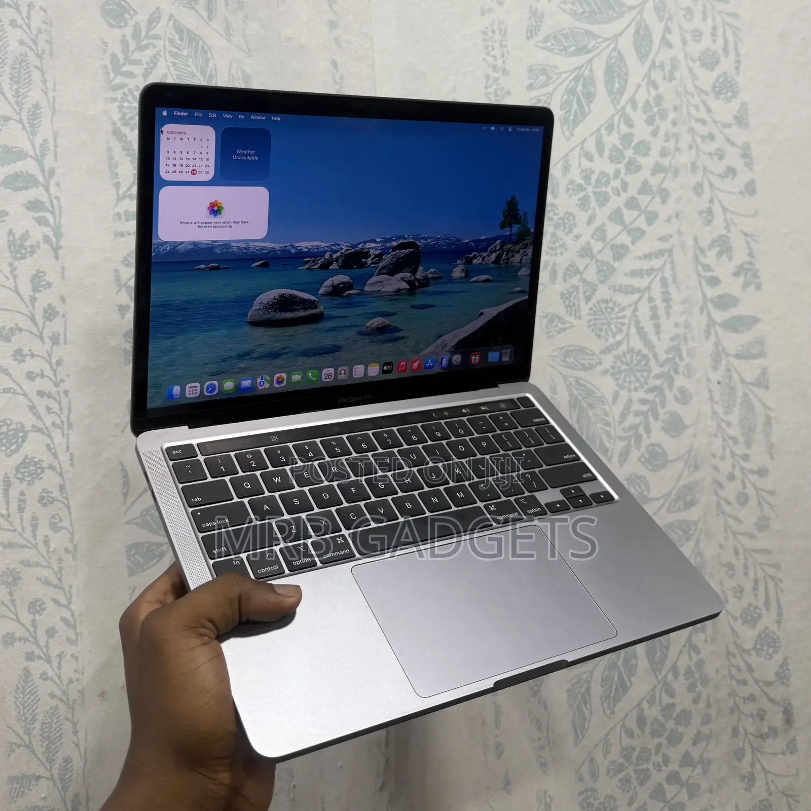 Laptop Apple MacBook Pro 2020 8GB Apple M1 SSD 256GB