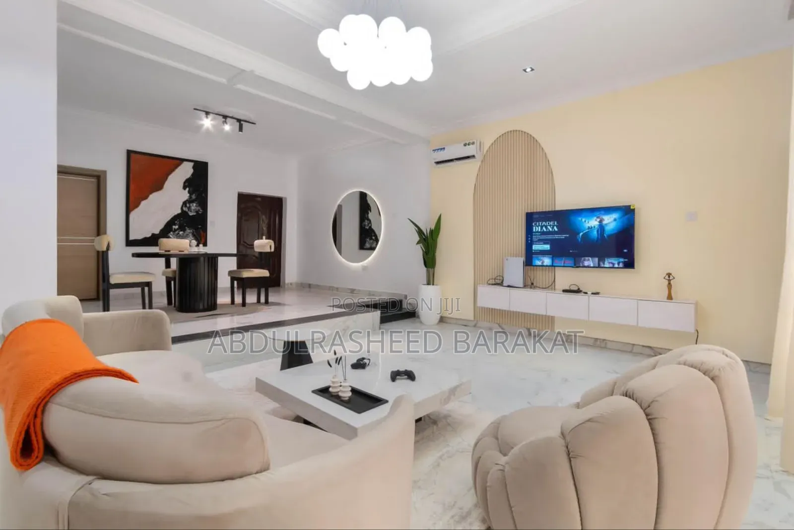 Luxury One Bedroom Apartment