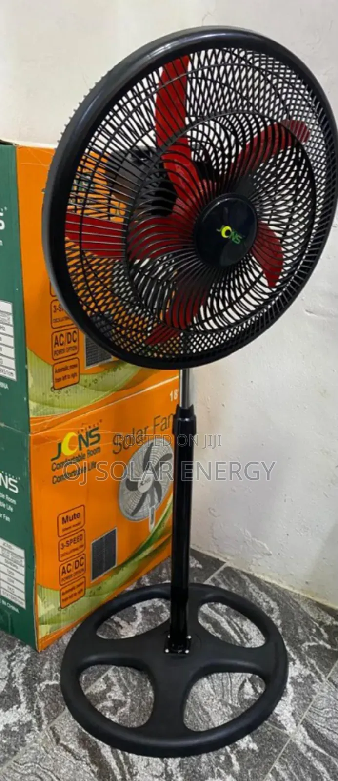 JCNS Solar Rechargeable 18-Inch Fan
